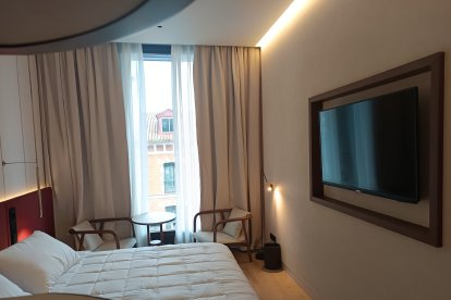 Detalle de la habitación piloto del hotel.