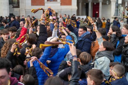 Concentración de scouts en plaza Mayor