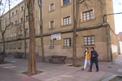 Antiguo cuartel de la plaza Vadillos, donde se levantarán las viviendas para jóvenes.