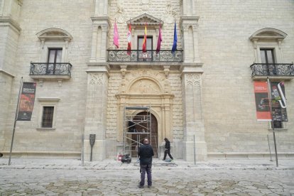 Fachada del Palacio de Santa Cruz sin andamios