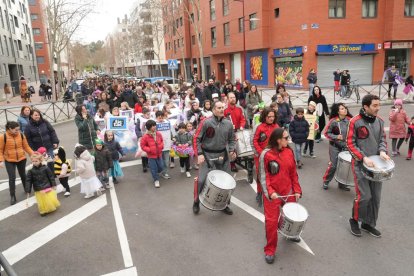 Desfile desde la plaza Juan Pablo II