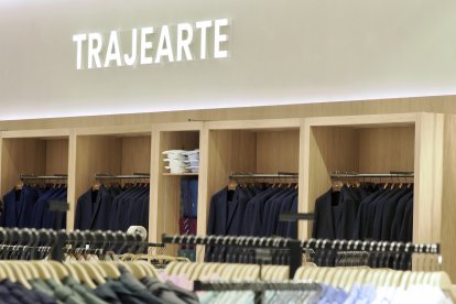 Tienda de Álvaro Moreno en Vallsur