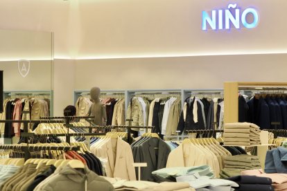 Tienda de Álvaro Moreno en Vallsur