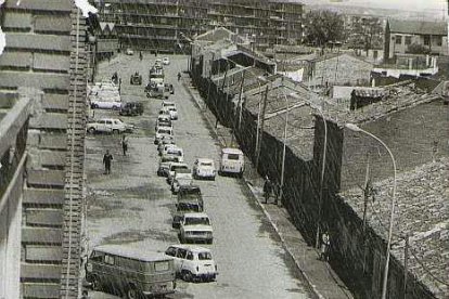 La calle San Isidro en otra época.