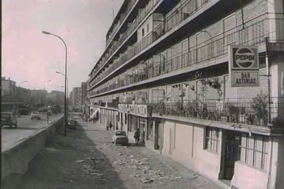 La calle San Isidro en otra época.