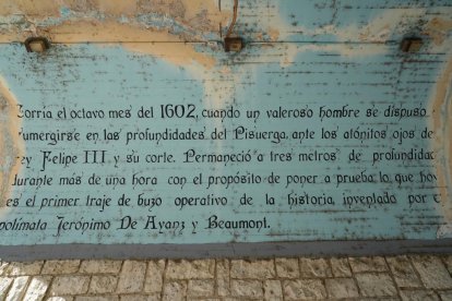Texto del mural bajo el Puente de Poniente de Valladolid