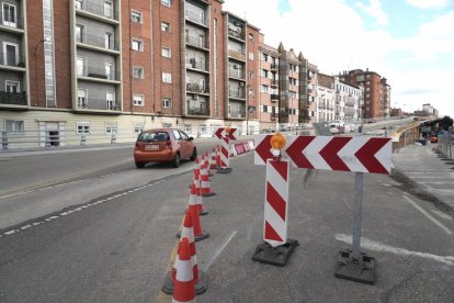 Obras en el paso elevado del Paseo Arco Ladrillo de Valladolid