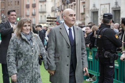 El vallisoletano Juan Carlos Pastor, seleccionador de balonmano de Egipto, y su esposa.