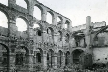 Arquería del convento de la Merced Calzada de Valladolid.