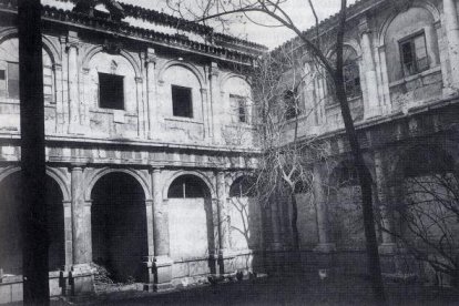 Arquería del convento de la Merced Calzada de Valladolid.