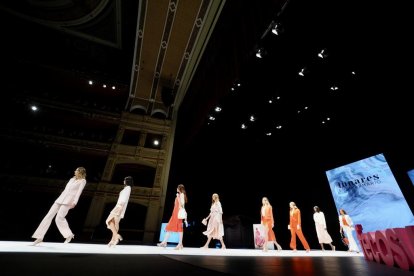 Una momento de la gala del comercio de Fecosva en el Teatro Calderón de Valladolid.