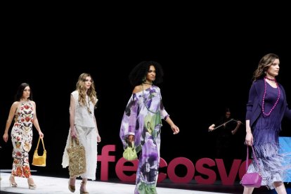 Una momento de la gala del comercio de Fecosva en el Teatro Calderón de Valladolid.
