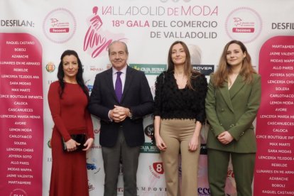 Una momento de la gala del comercio de Fecosva en el Teatro Calderón de Valladolid.