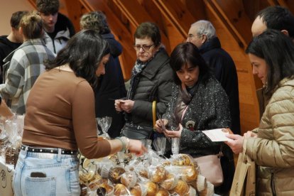 Asistentes a la Feria de Alimentos de Valladolid en Valladolid.