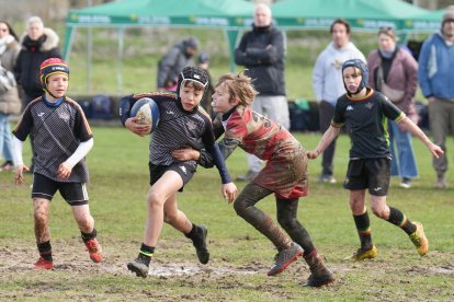 Una imagen de uno de los partidos del Torneo Internacional de Escuelas.