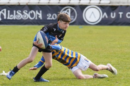 Una imagen de uno de los partidos del Torneo Internacional de Escuelas.