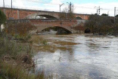Crecida del río Adaja por Valdestillas durante la borrasca Martinho
