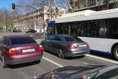 Cruce de Paseo de Zorrilla con el de Hospital Militar