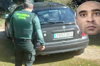 Carlos Javier en miniatura y una foto de su coche