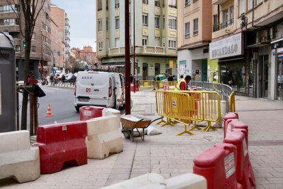 La plaza circular recupera los 2 carriles tras meses de obras.