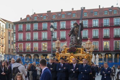 Traslado a la catedral de Jesús Nazareno desde su sede