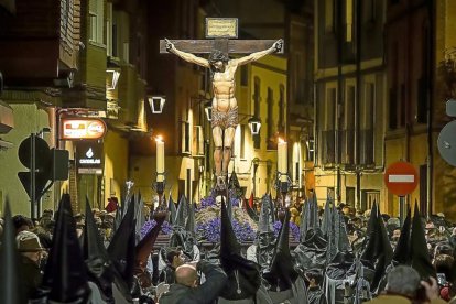 El Cristo de las Cinco Llagas, en un momento de la procesión, 2018.