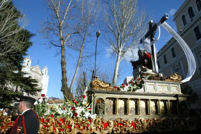 Procesión de Penitencia y Caridad de la Semana Santa de Valladolid, 2004.