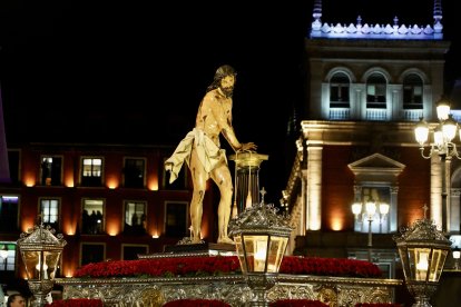 Procesión general de la Sagrada Pasión del Redentor, de la Semana Santa de Valladolid, 2024.