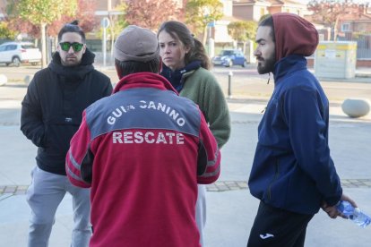 Los GEAS se suman al dispositivo de búsqueda de Alejandro