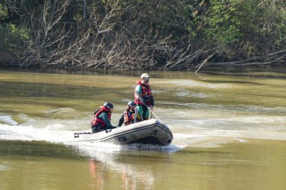 Los GEAS se suman al dispositivo de búsqueda de Alejandro