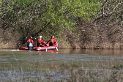 Los bomberos de Valladolid continúan con la búsqueda del joven aragonés desaparecido