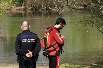Los bomberos de Valladolid continúan con la búsqueda del joven aragonés desaparecido