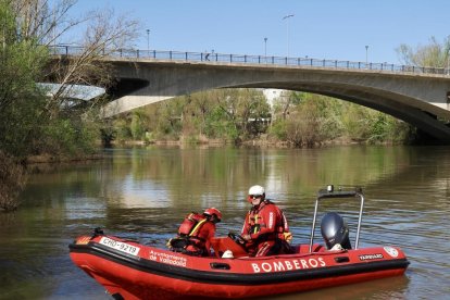 Los bomberos de Valladolid continúan con la búsqueda del joven aragonés desaparecido