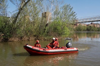 Los bomberos de Valladolid continúan con la búsqueda del joven aragonés desaparecido