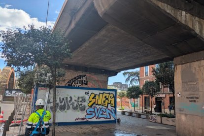 Puente del Arco de Ladrillo por donde ha caído el agua