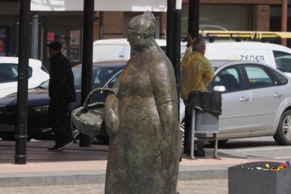 La escultura de la quesera