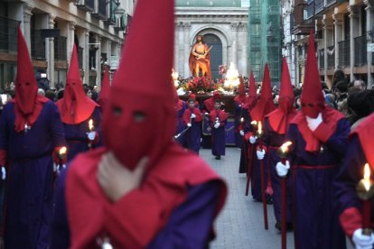Un momento de la Procesión del Santísimo Rosario del Dolor.