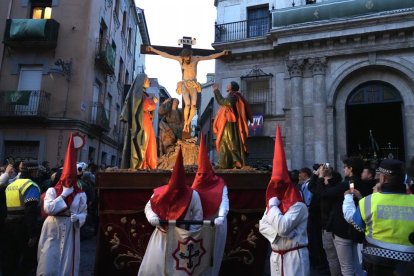 Un momento de la Procesión del Santísimo Rosario del Dolor.