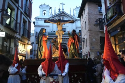 Un momento de la Procesión del Santísimo Rosario del Dolor.