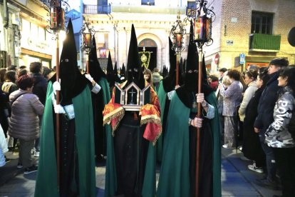 Un momento de la Procesión del Santísimo Rosario del Dolor.