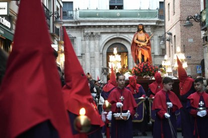 Un momento de la Procesión del Santísimo Rosario del Dolor.