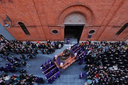 Un momento del Vía Crucis Procesional