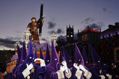Un momento del Vía Crucis Procesional
