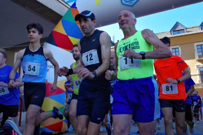 Carrera y marcha inclusivas por el Día de Castilla y León en Ponferrada