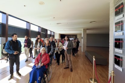 Jornada de puertas abiertas en las Cortes de Castilla y León.