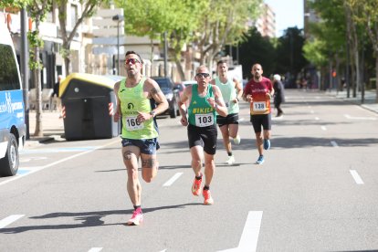 Carrera solidaria con motivo del día de Castilla y León celebrada en Zamora.