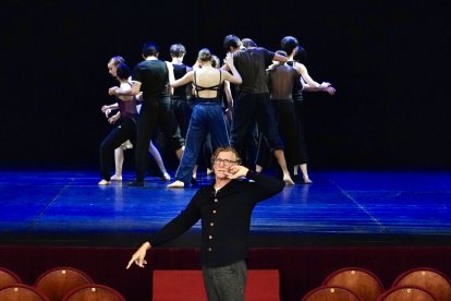 Pase gráfico del ensayo de la Compañía Nacho Duato.