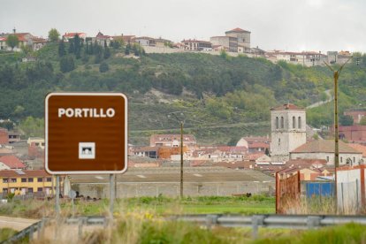 Vista general del pueblo, dividido en dos distritos: Portillo y Arrabal
