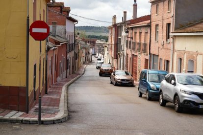 Una alargada vía de este pueblo vallisoletano