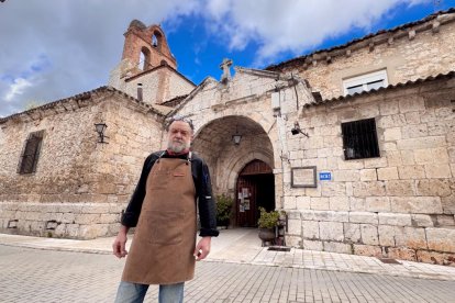 José Luis Sanz, dueño del restaurante El Alboroque y también del hotel rural La Enhorcadora.